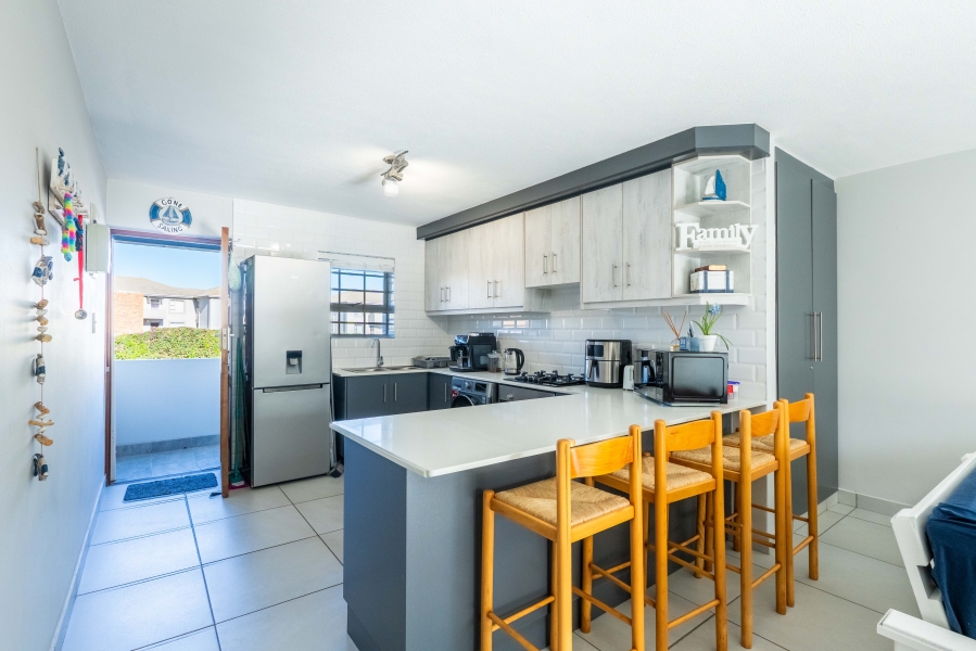2 Bedroom Property for Sale in Hartenbos Central Western Cape